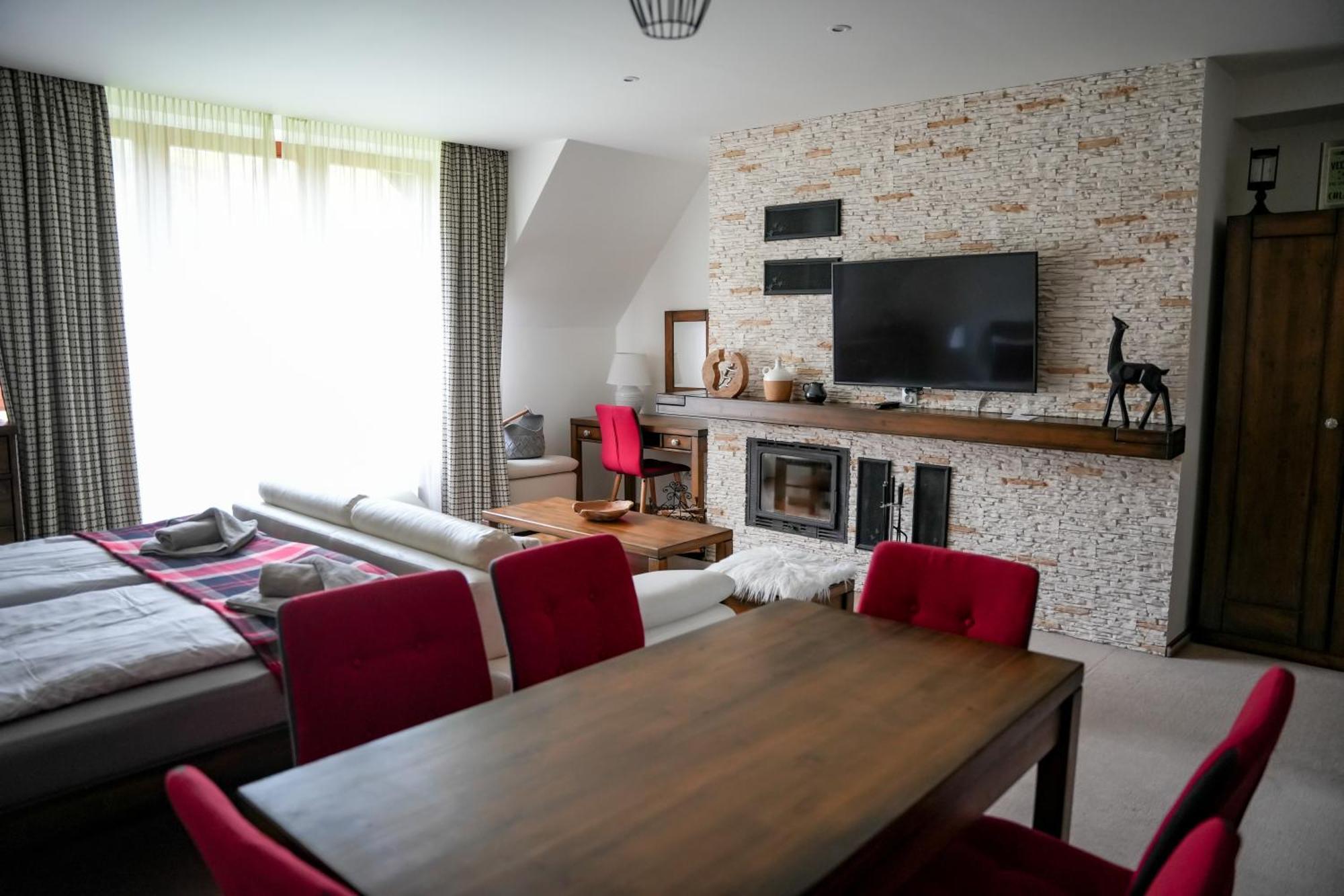 Family Apartment In 타트란스카롬니카 외부 사진
